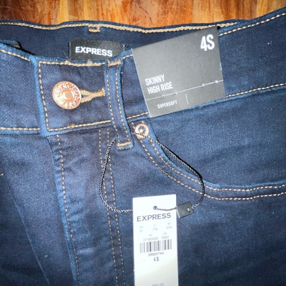 NWT Express Jeans - Picture 2 of 2